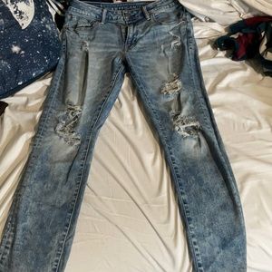 Size 33x30 flex fit AE jeans